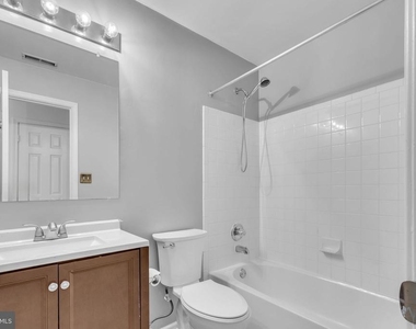 5937 Kirkcaldy Lane - Photo Thumbnail 4