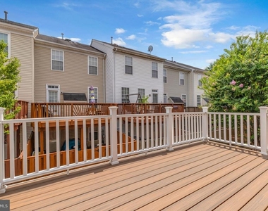 5937 Kirkcaldy Lane - Photo Thumbnail 21