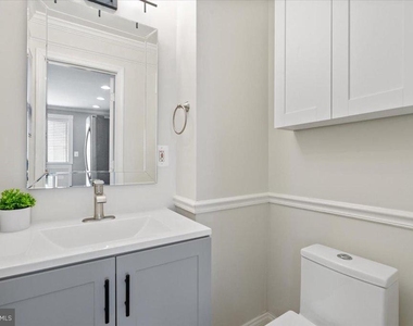 2819 Summerfield Road - Photo Thumbnail 10