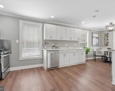 2819 Summerfield Road - Photo Thumbnail 11