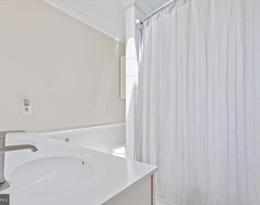 2819 Summerfield Road - Photo Thumbnail 26