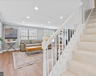 2819 Summerfield Road - Photo Thumbnail 4