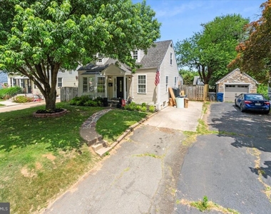 2819 Summerfield Road - Photo Thumbnail 1