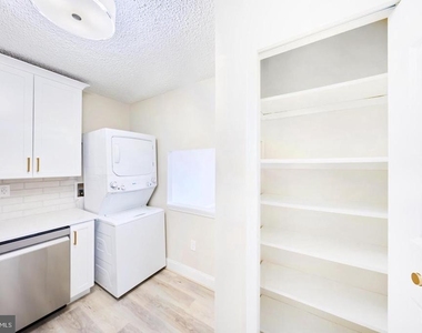 3701 S George Mason Drive - Photo Thumbnail 11