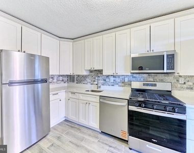 3705 George Mason Drive - Photo Thumbnail 13
