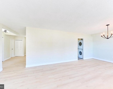 3705 George Mason Drive - Photo Thumbnail 6