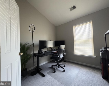 7556 Great Swan Court - Photo Thumbnail 5