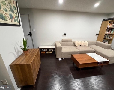 10222 Bushman Drive - Photo Thumbnail 1