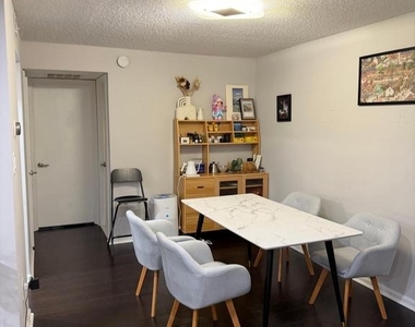 10222 Bushman Drive - Photo Thumbnail 9