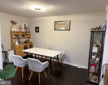 10222 Bushman Drive - Photo Thumbnail 10