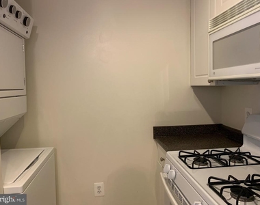 2791 Centerboro Drive - Photo Thumbnail 3