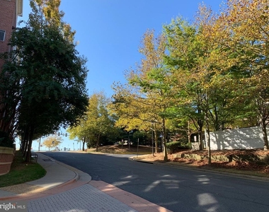 2791 Centerboro Drive - Photo Thumbnail 35