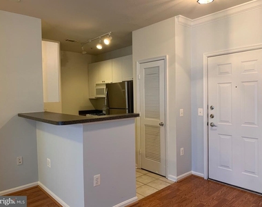 2791 Centerboro Drive - Photo Thumbnail 6