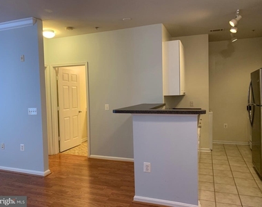 2791 Centerboro Drive - Photo Thumbnail 9