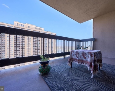 3705 S George Mason Drive - Photo Thumbnail 17