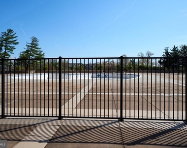 3705 S George Mason Drive - Photo Thumbnail 23