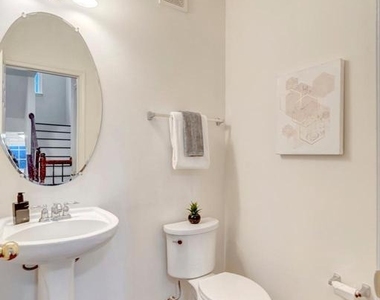 4479 Beacon Grove Circle - Photo Thumbnail 9