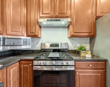 4479 Beacon Grove Circle - Photo Thumbnail 15