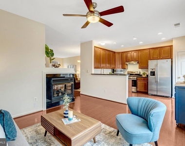 4479 Beacon Grove Circle - Photo Thumbnail 11