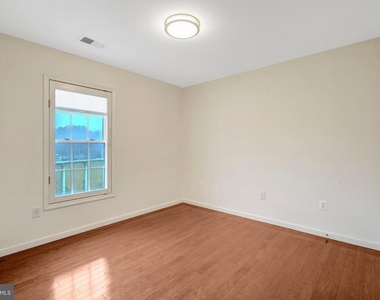 4479 Beacon Grove Circle - Photo Thumbnail 22