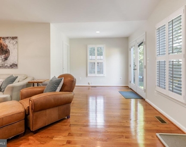 8011 Jackson Road - Photo Thumbnail 23