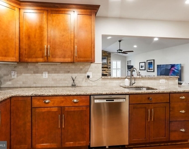 8011 Jackson Road - Photo Thumbnail 9