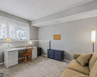3738 Broomsedge Court - Photo Thumbnail 19