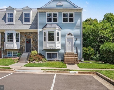 3738 Broomsedge Court - Photo Thumbnail 2