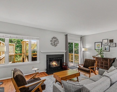 3738 Broomsedge Court - Photo Thumbnail 8