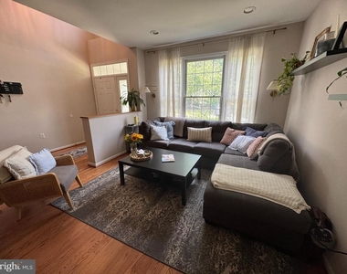 1338 Park Garden Lane - Photo Thumbnail 1