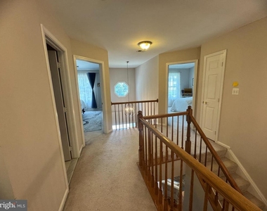 1338 Park Garden Lane - Photo Thumbnail 6