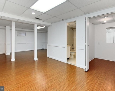 2804 Oakton Manor Court - Photo Thumbnail 37