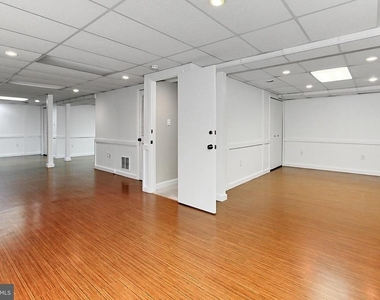 2804 Oakton Manor Court - Photo Thumbnail 33
