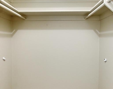 2804 Oakton Manor Court - Photo Thumbnail 27