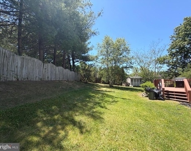 407 Tamarack Circle - Photo Thumbnail 37
