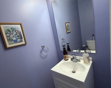 407 Tamarack Circle - Photo Thumbnail 17
