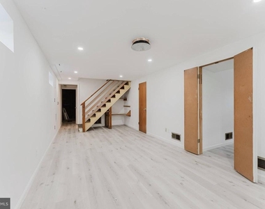 10914 Woodhaven Drive - Photo Thumbnail 16
