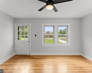 1818 Orange Road - Photo Thumbnail 9