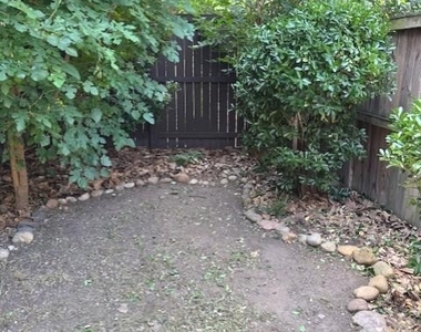 518 Gibbon Street - Photo Thumbnail 8