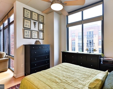 520 John Carlyle Street - Photo Thumbnail 16