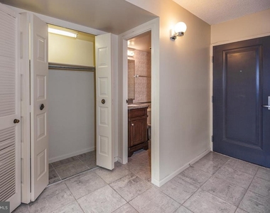 5300 Columbia Pike - Photo Thumbnail 3