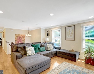 2616 18th Street S - Photo Thumbnail 4