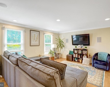 2616 18th Street S - Photo Thumbnail 3