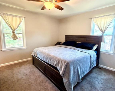 5313 N Sumac Circle - Photo Thumbnail 10