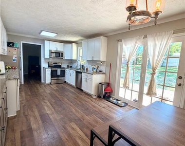 5313 N Sumac Circle - Photo Thumbnail 2