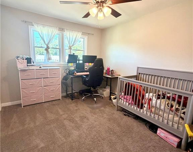 5313 N Sumac Circle - Photo Thumbnail 4