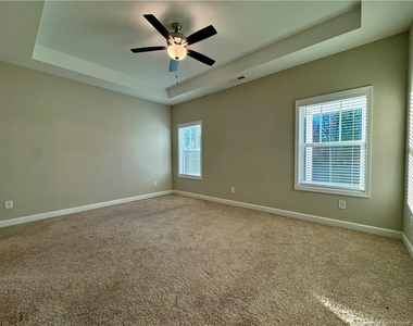 1744 Stackhouse Drive - Photo Thumbnail 12