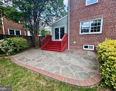 204 S Irving Street - Photo Thumbnail 21