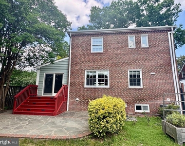 204 S Irving Street - Photo Thumbnail 22