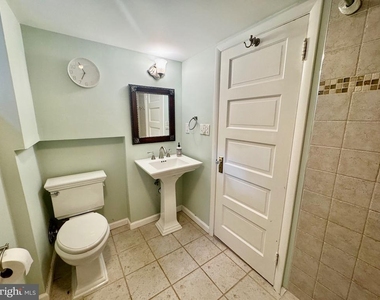 204 S Irving Street - Photo Thumbnail 18